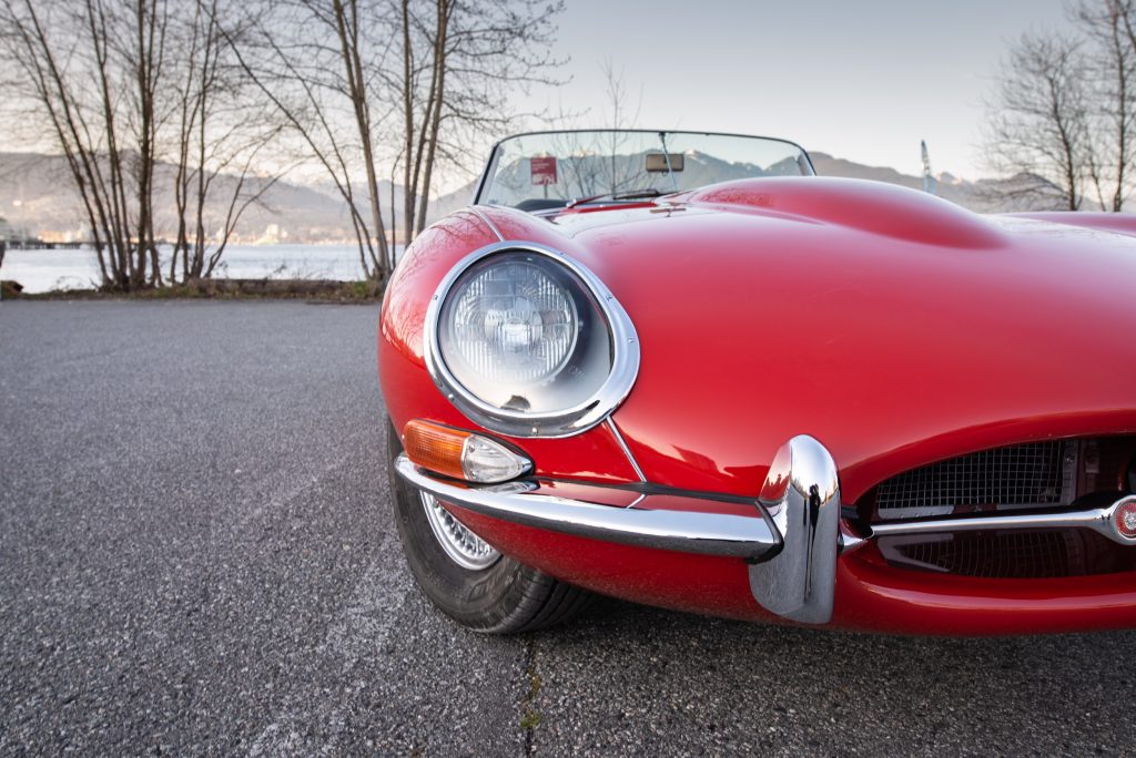 1964 Jaguar E-type red head on